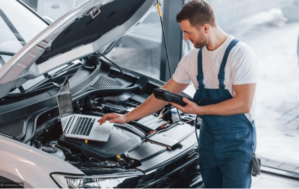 فحص السيارات في دبي