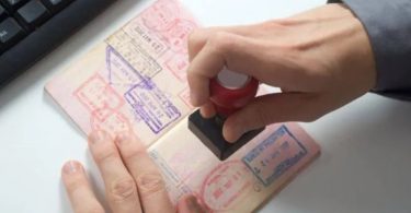 أنواع فيزا العمل في الإمارات