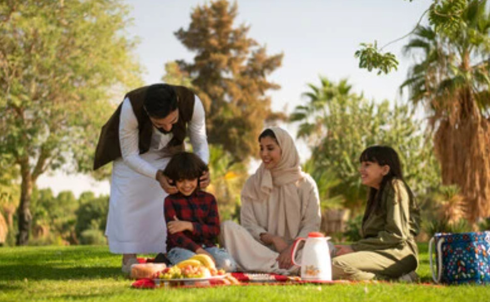 نزهة عائلية